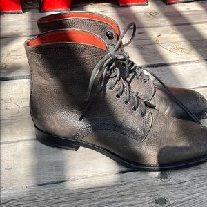 Women’s Brown Leather Lace-Up Boots